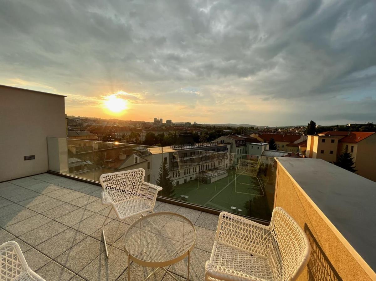 Brno City Center Apartment With Parking And A Big Terrace Exterior photo
